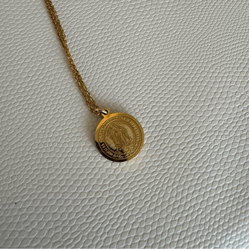 Cendré gold tone pendant necklace
